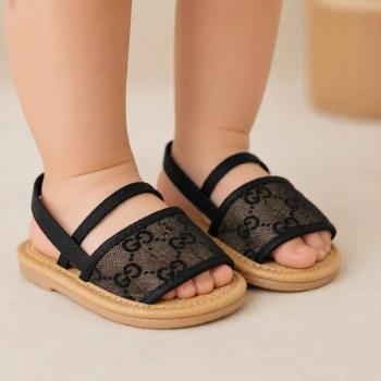 پاپوش نوزادی دخترانه طرح گوچی